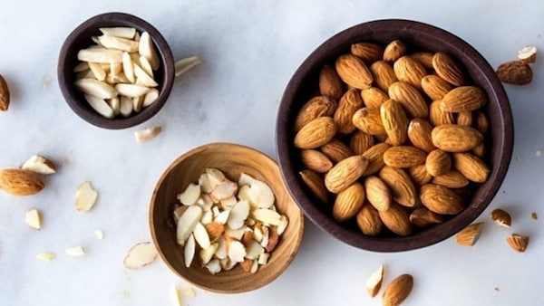 تصویر 3 از خرید بادام درختی خام + قیمت فروش استثنایی